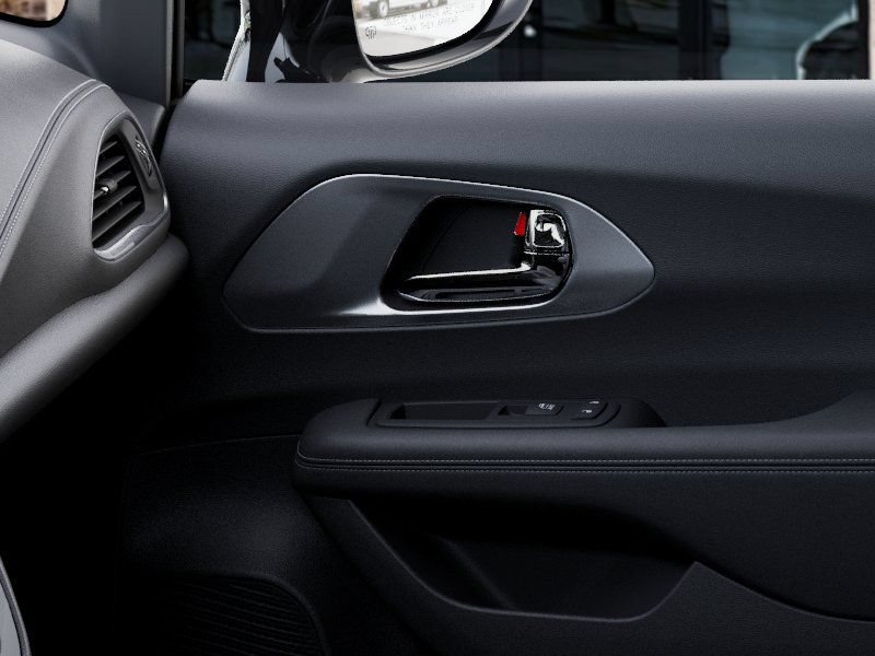 New 2026 Chrysler Pacifica Select FWD image 25