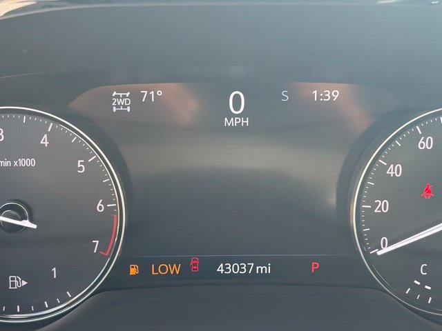 Used 2021 Buick Envision Essence AWD/4WD image 21
