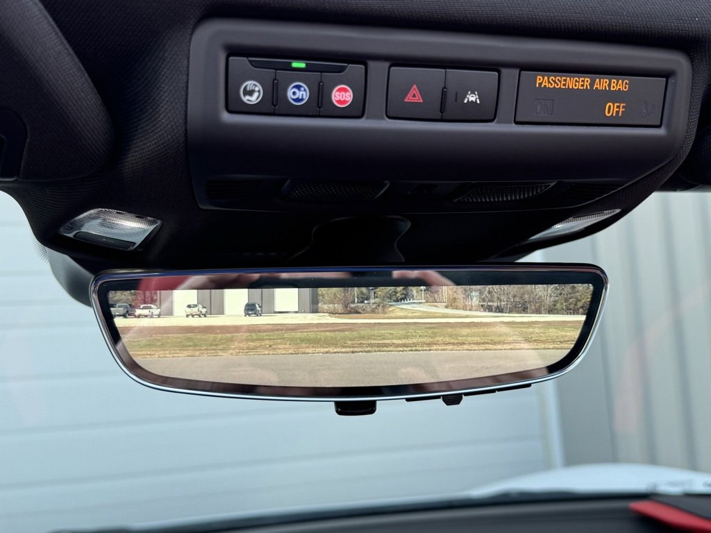 Used 2025 Chevrolet Corvette Stingray Preferred Cpe w/ 2LT image 35