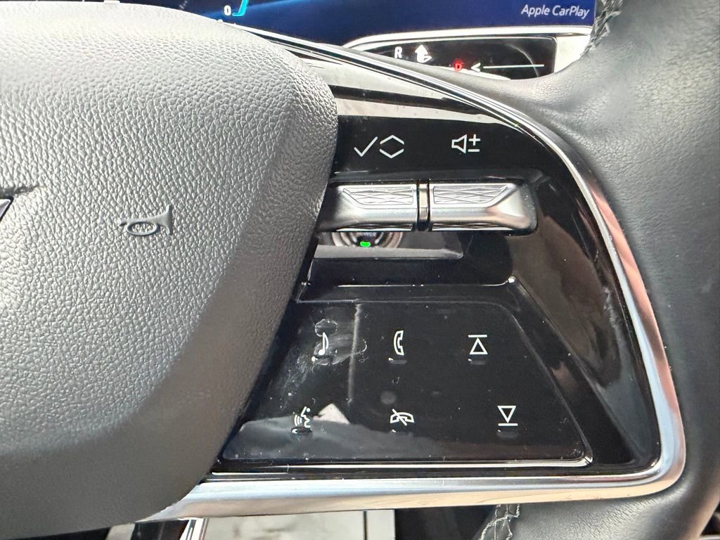 Used 2024 Cadillac Lyriq Sport image 26