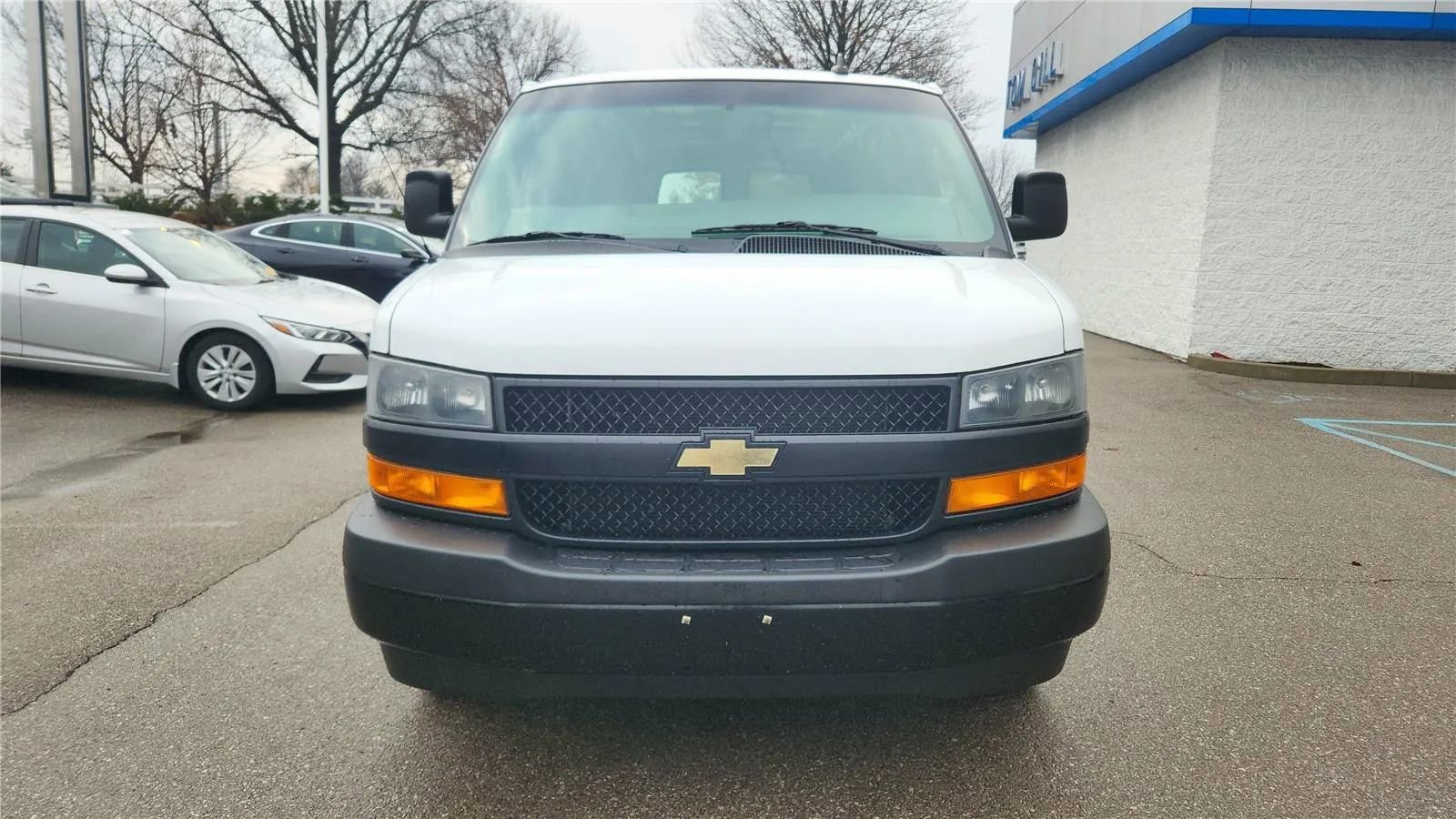 Used 2021 Chevrolet Express 2500 Extended w/ Driver Convenience Package image 23