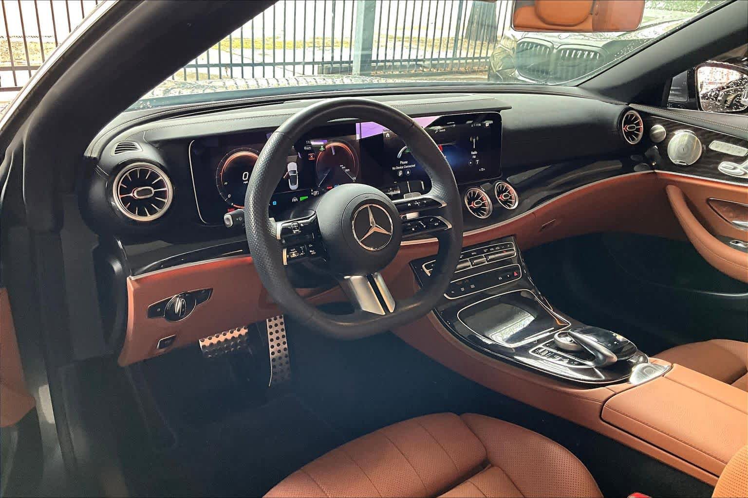 Used 2023 Mercedes-Benz E 450 Cabriolet image 16