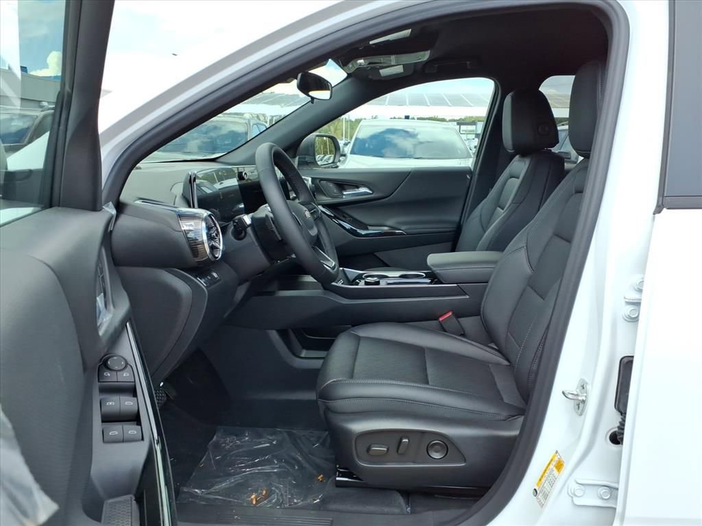 New 2026 Chevrolet Equinox LT w/ Convenience Package II image 14
