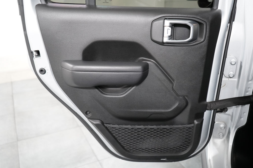 Certified 2024 Jeep Wrangler Unlimited AWD/4WD image 25