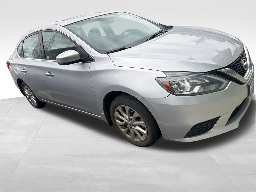 Used 2018 Nissan Sentra SV w/ Premium Package (P01) image 2