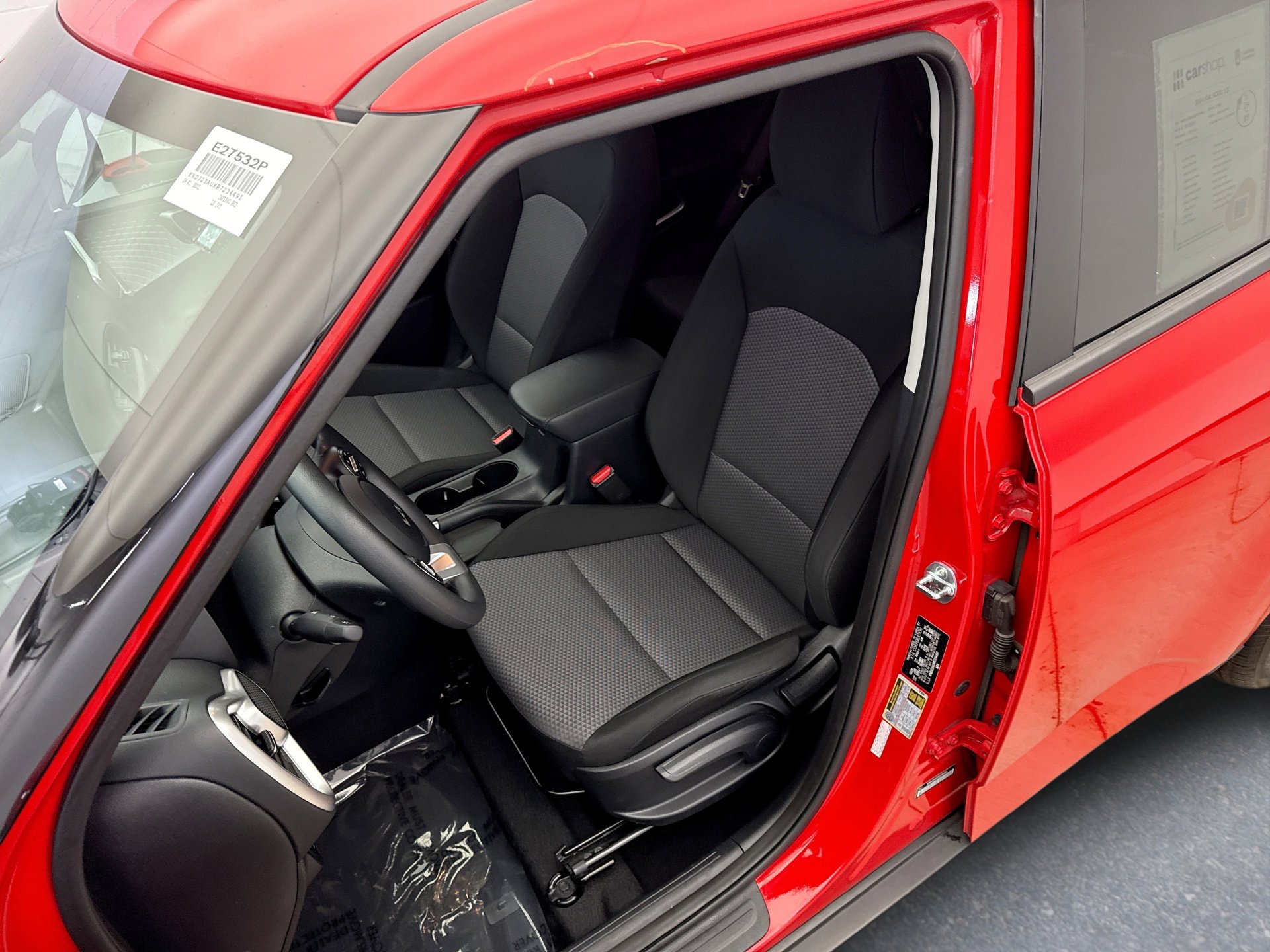 Used 2024 Kia Soul LX w/ Option Group 015 image 11