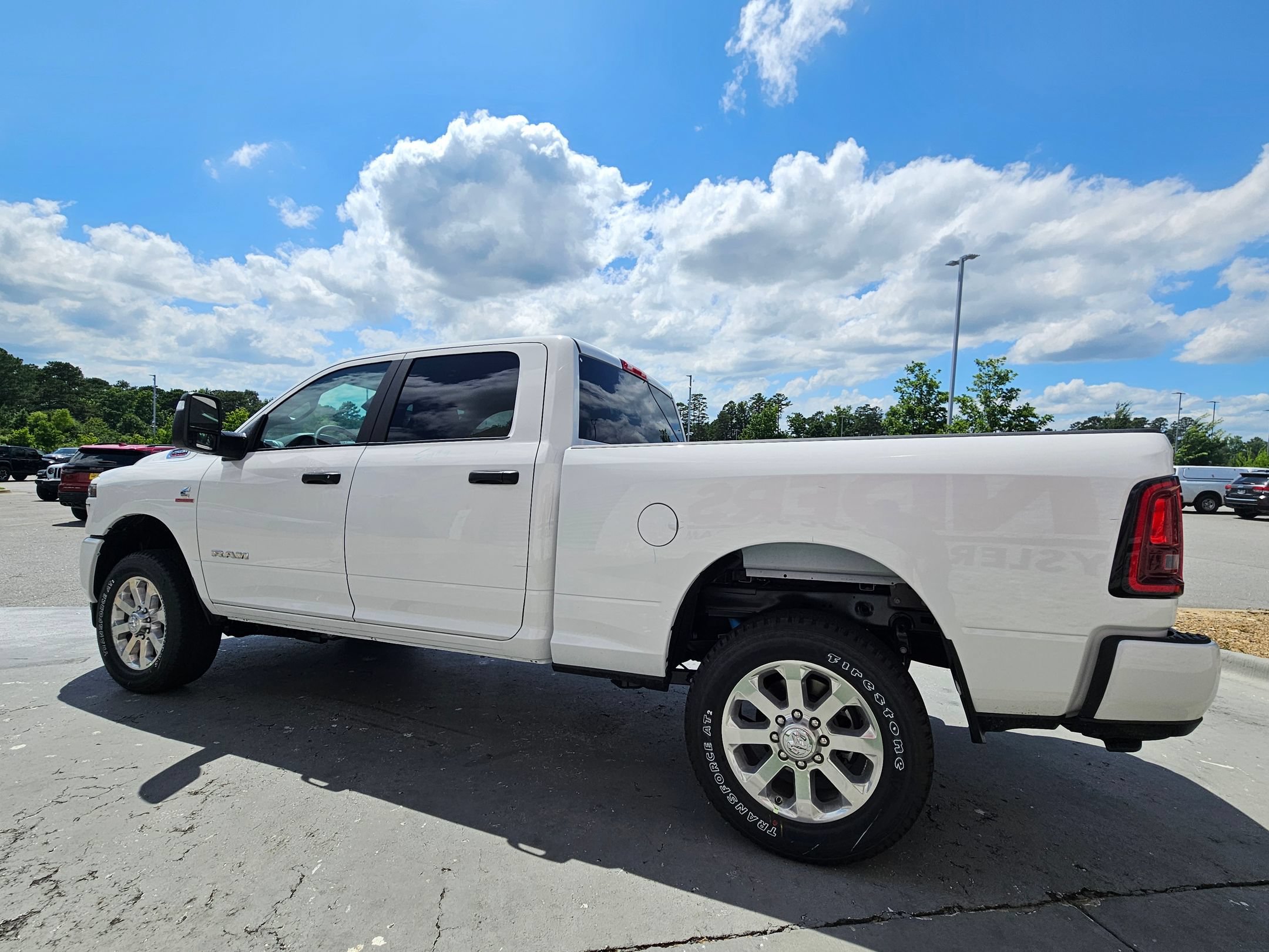 New 2026 RAM 2500 Big Horn AWD/4WD image 5