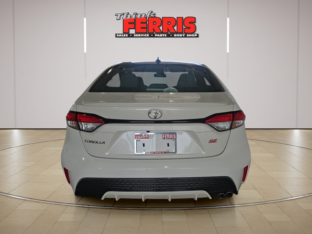 Used 2021 Toyota Corolla SE FWD image 4