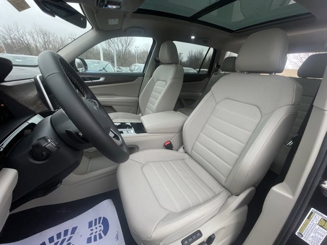 New 2025 Volkswagen Atlas SEL image 19
