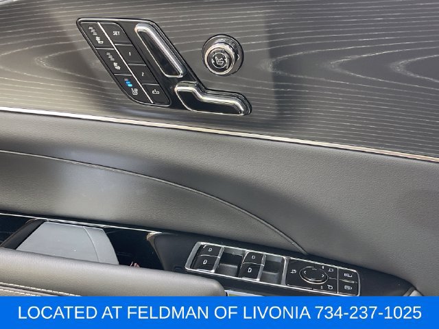 Certified 2024 Cadillac Lyriq Sport w/ LPO, Floor Liner Package AWD/4WD image 17