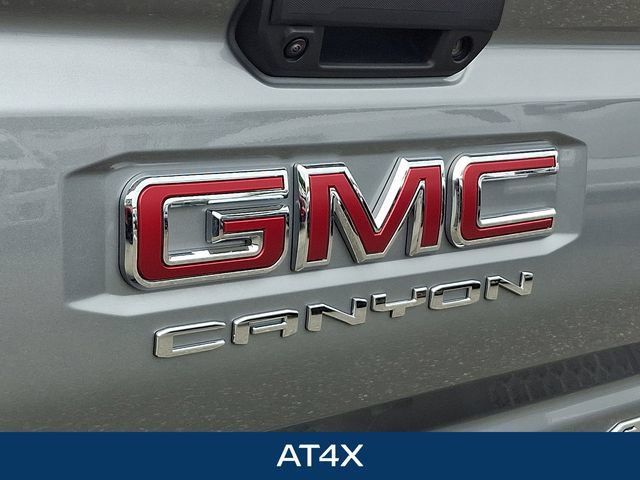 Used 2026 GMC Canyon AT4X AWD/4WD image 32