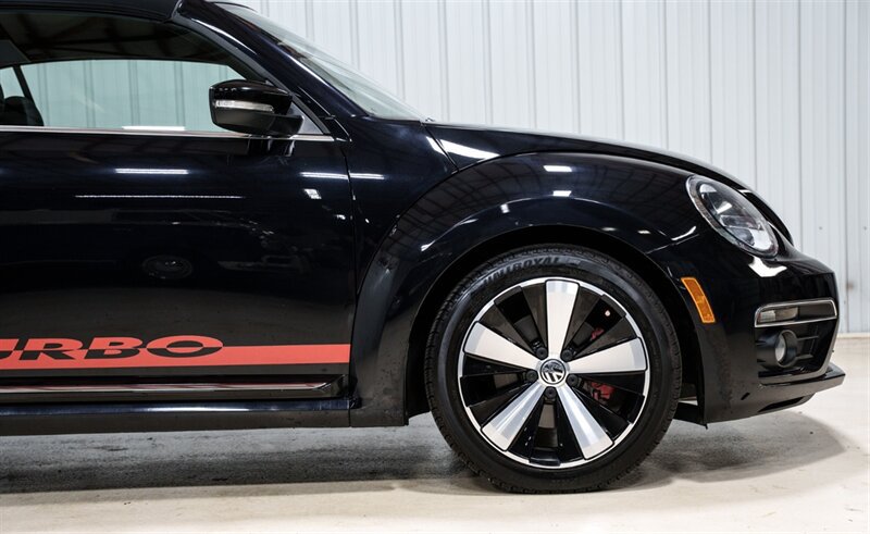 Used 2013 Volkswagen Beetle 2.0T FWD image 27