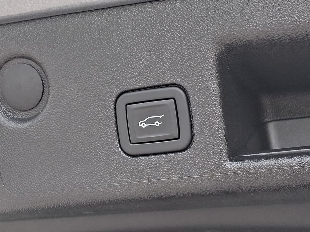 Used 2024 Chevrolet Equinox LT AWD/4WD image 30