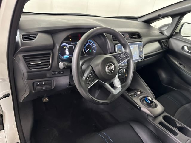 Used 2023 Nissan Leaf S image 13
