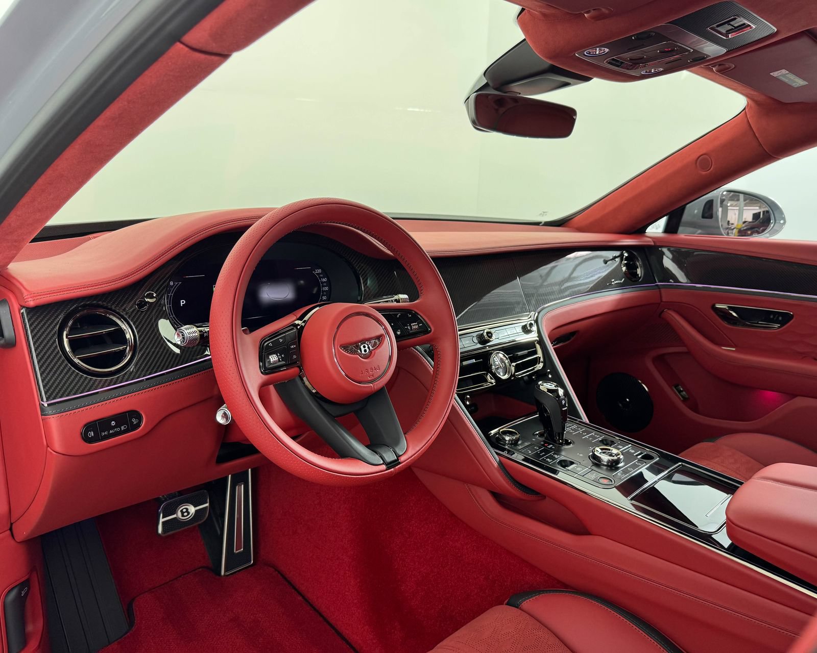 New 2025 Bentley Flying Spur Plug-In Hybrid AWD/4WD image 16