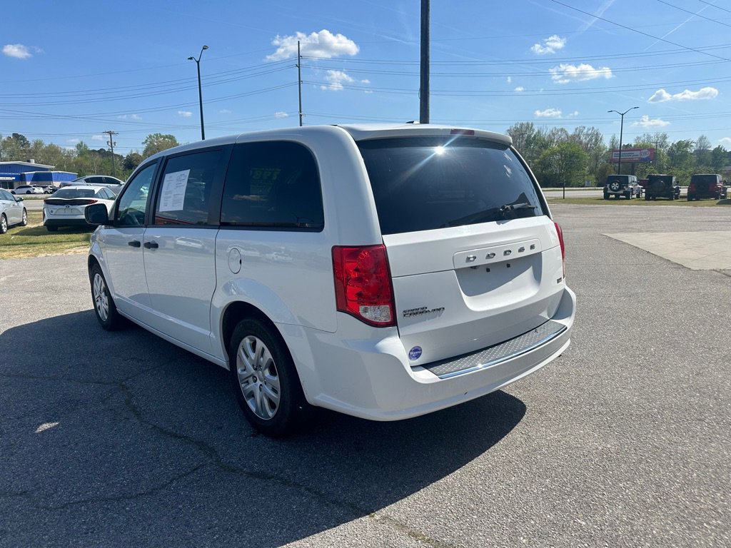 Used 2019 Dodge Grand Caravan SE w/ UConnect Hands-Free Group image 3