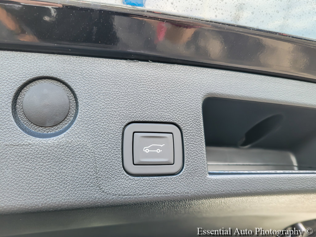 New 2027 Chevrolet Equinox RS w/ Safety and Technology Package AWD/4WD image 17