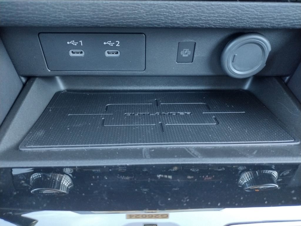 New 2026 Mitsubishi Outlander SEL image 25