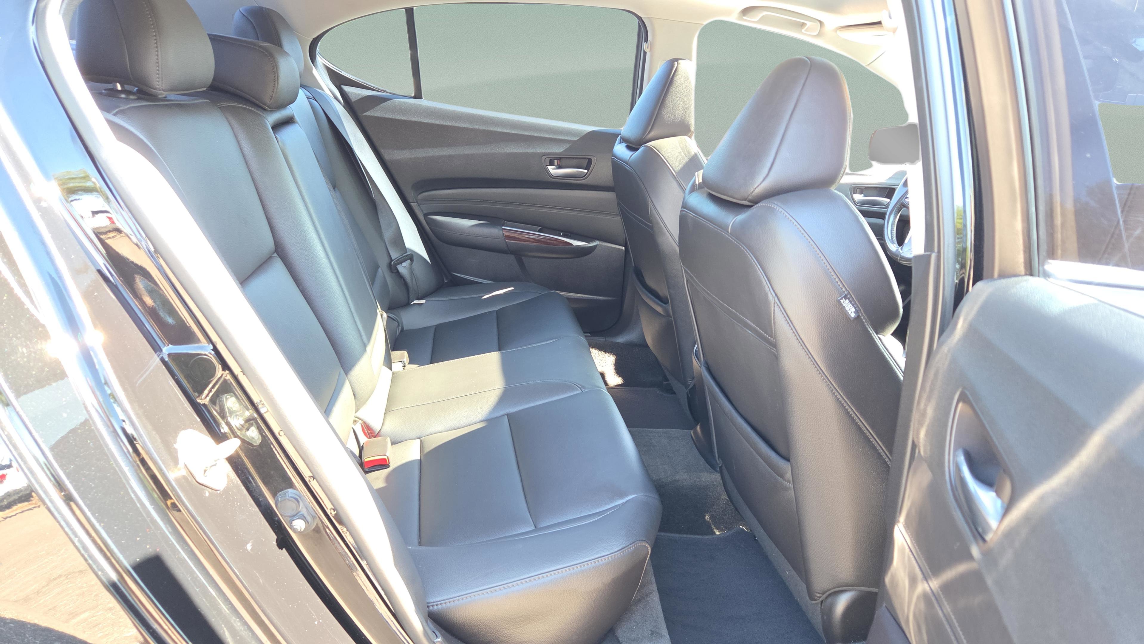 Used 2017 Acura TLX FWD image 14