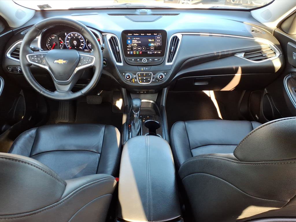 Used 2023 Chevrolet Malibu LT w/ Redline Edition image 16