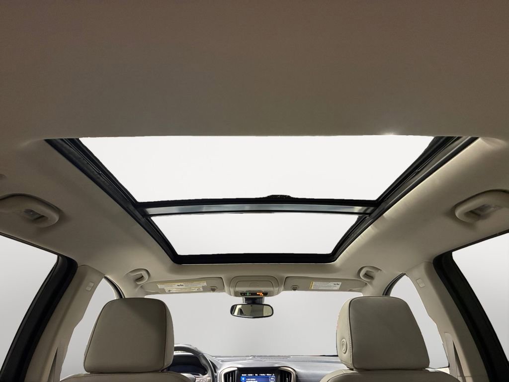 Used 2024 GMC Terrain Denali w/ Denali Premium Package image 23