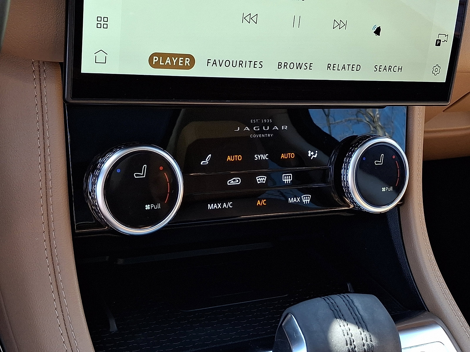 Used 2023 Jaguar F-PACE S image 25