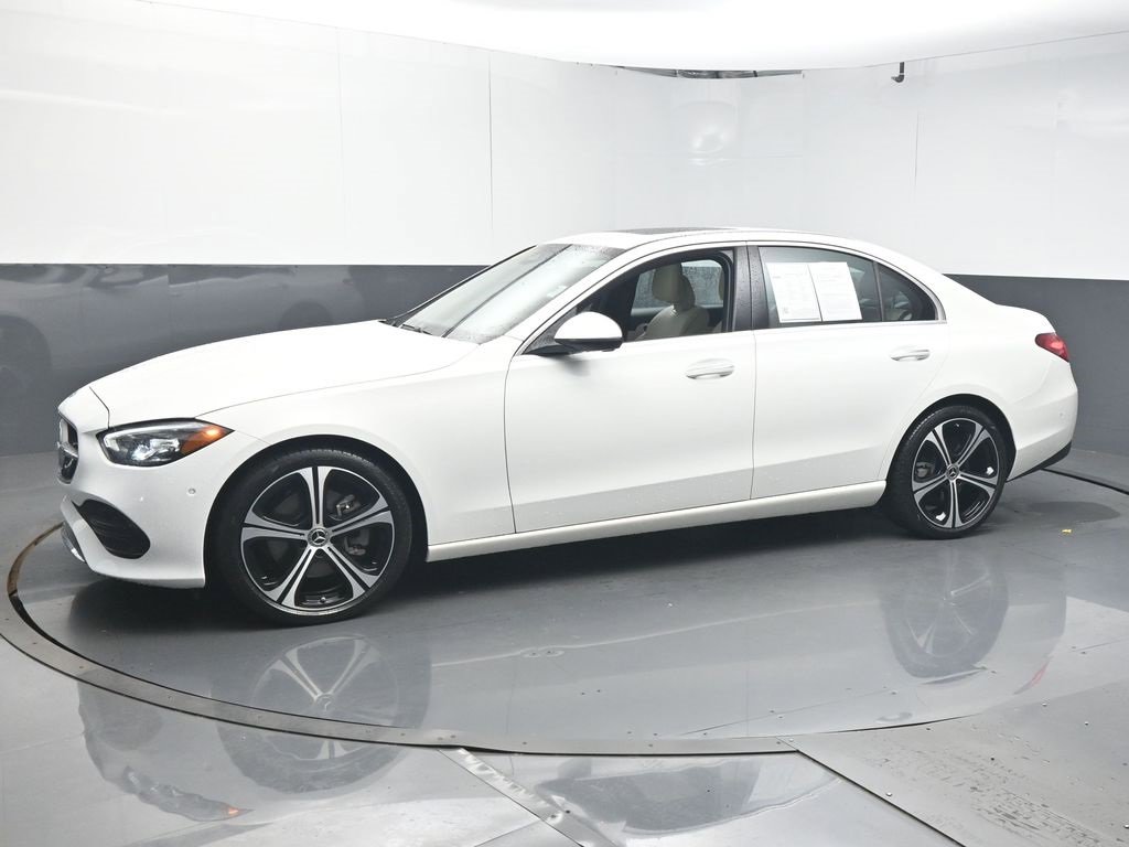 Used 2024 Mercedes-Benz C 300 Sedan image 4