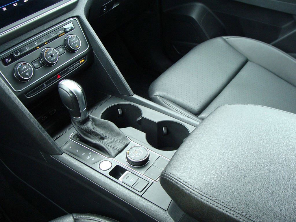 Used 2018 Volkswagen Atlas SE image 17