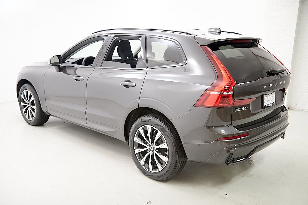 Certified 2023 Volvo XC60 B5 Plus w/ Climate Package image 7