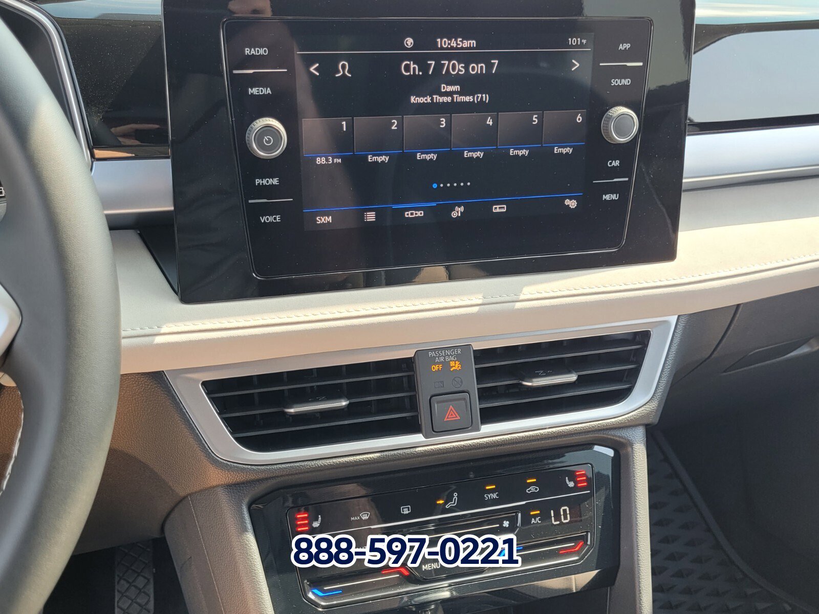 New 2025 Volkswagen Taos SE image 11