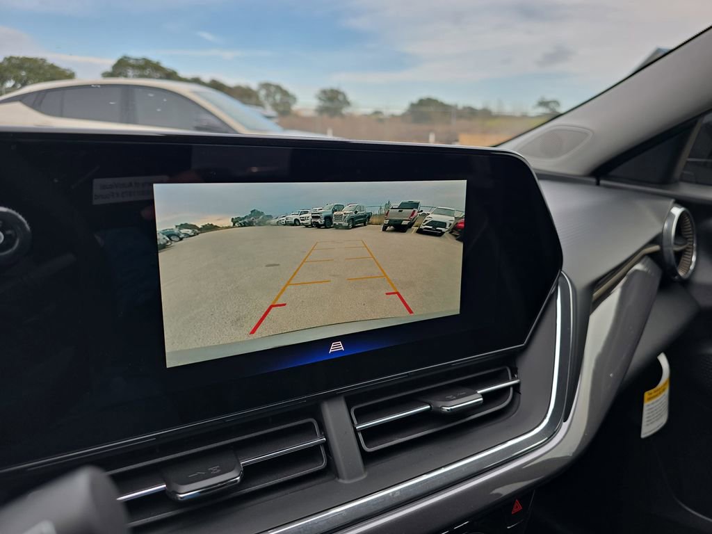 New 2026 Chevrolet Trax ACTIV w/ Driver Confidence Package FWD image 21