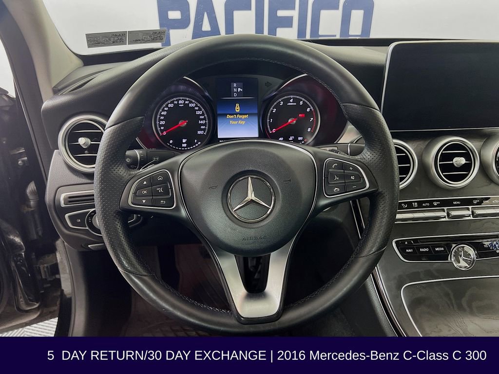 Used 2016 Mercedes-Benz C 300 4MATIC Sedan image 13