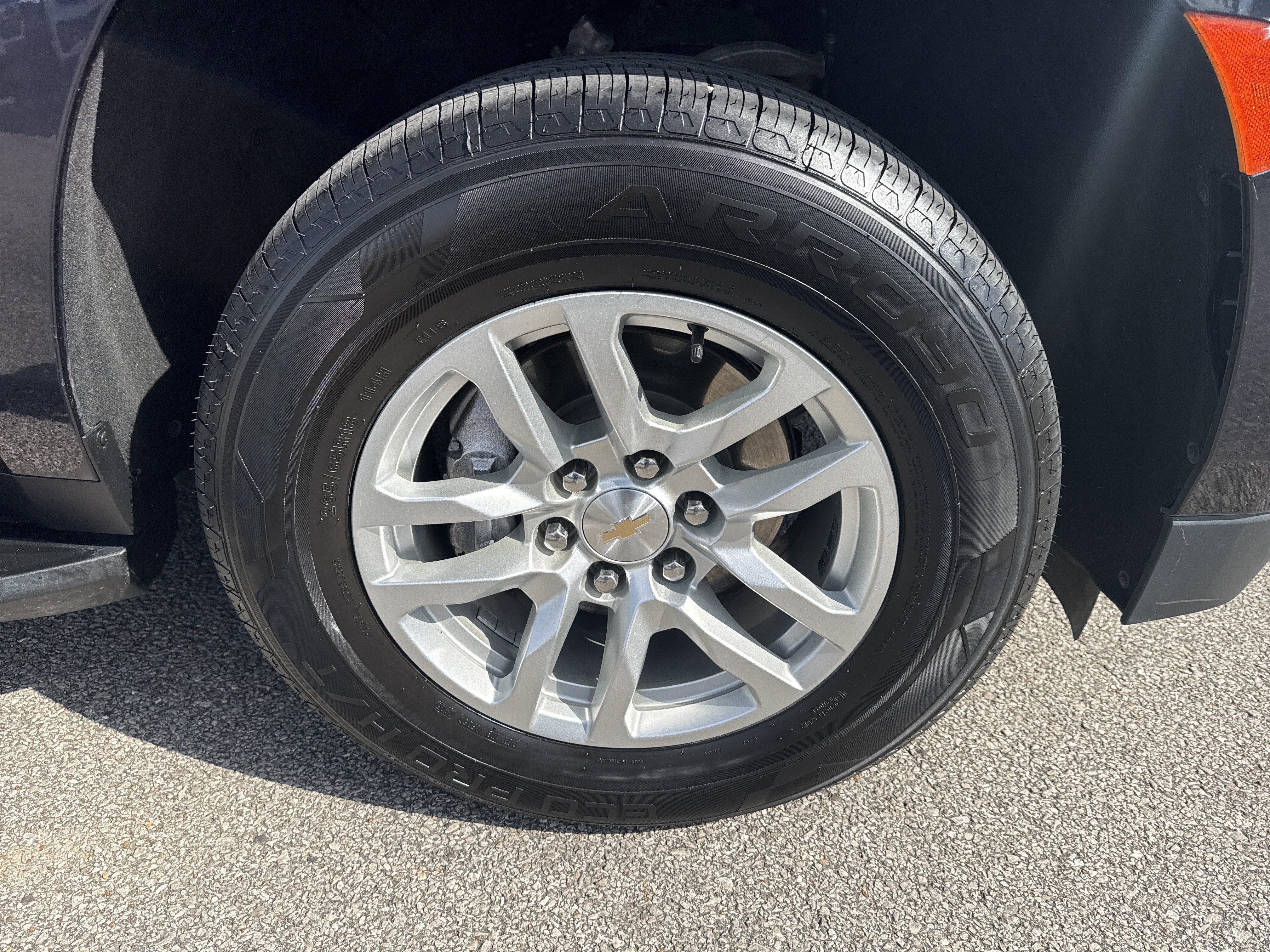 Used 2024 Chevrolet Suburban LT AWD/4WD image 13