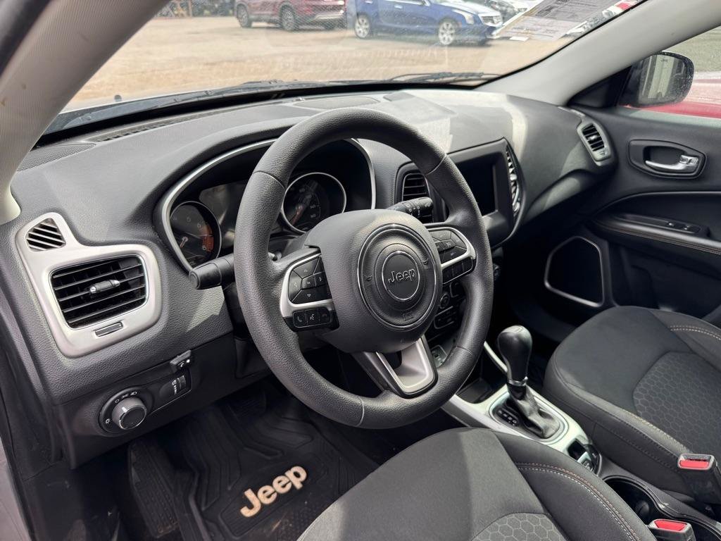 Used 2019 Jeep Compass Sport FWD image 17