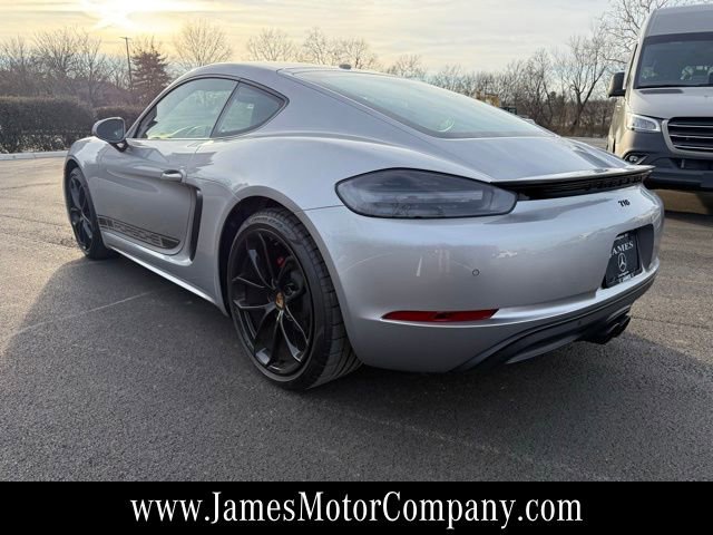 Used 2024 Porsche 718 Cayman w/ Premium Package image 7