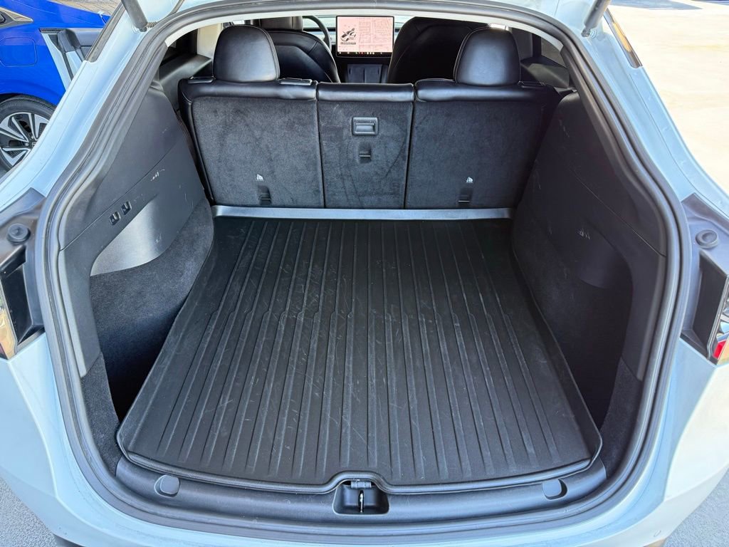 Used 2022 Tesla Model Y Performance image 17