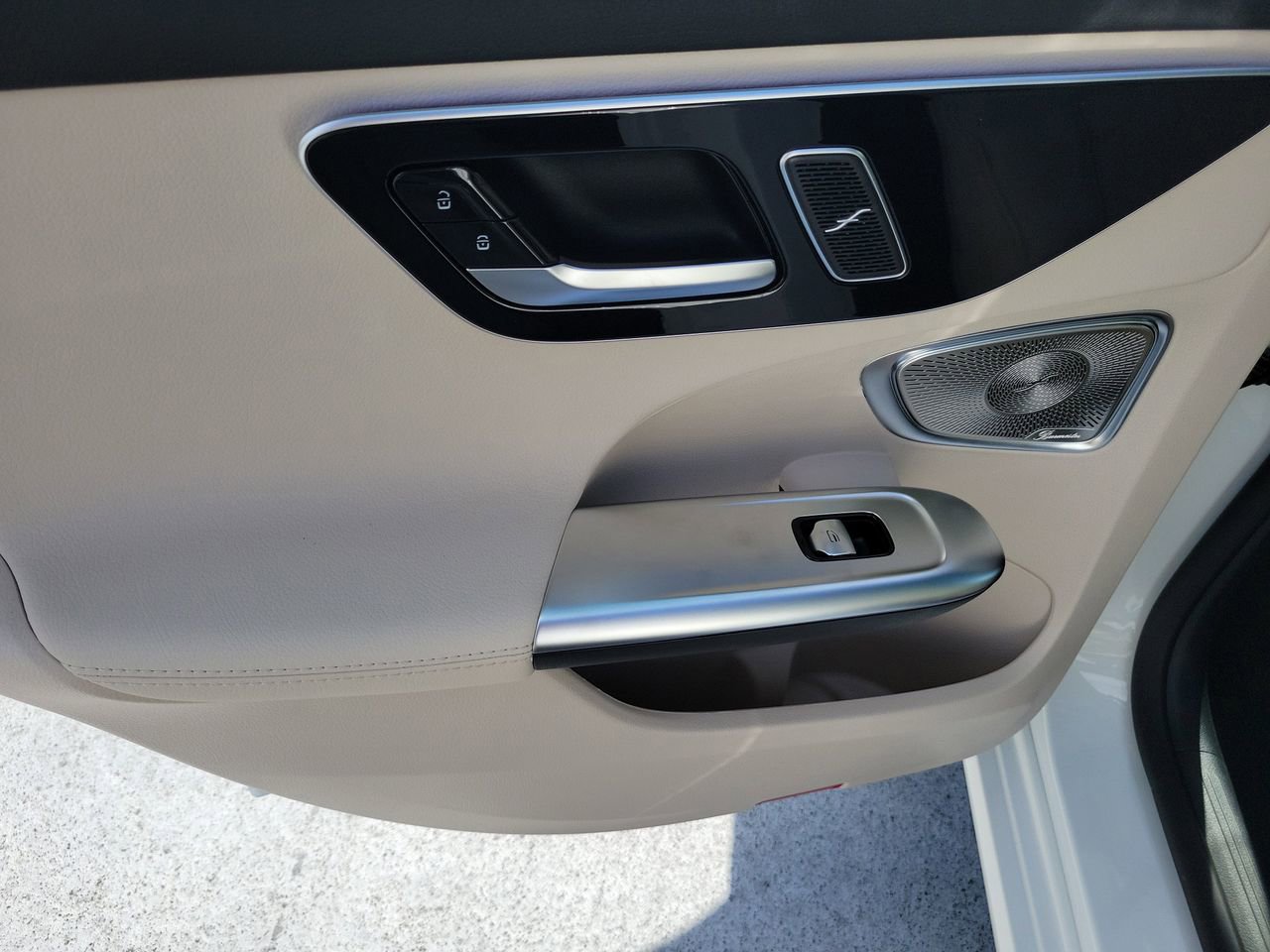 New 2026 Mercedes-Benz C 300 Sedan image 9