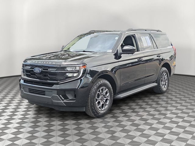 Certified 2025 Ford Expedition Active RWD video 3