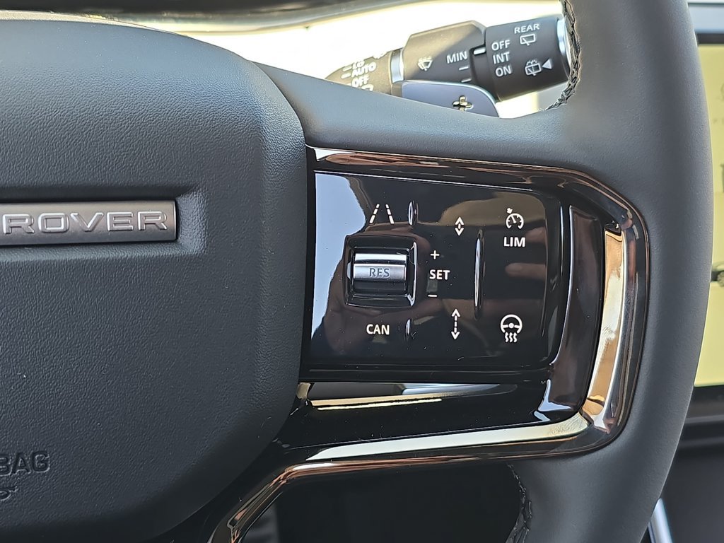 New 2026 Land Rover Range Rover Evoque Hoxton AWD/4WD image 18