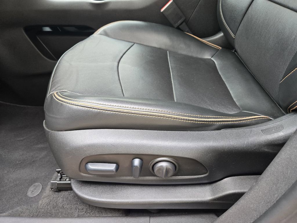 Used 2024 GMC Terrain AT4 image 16