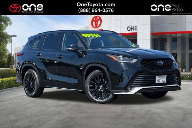 Used 2023 Toyota Highlander XSE image 1