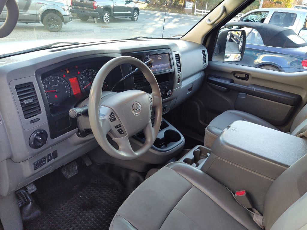Used 2019 Nissan NV 2500 SV RWD image 9