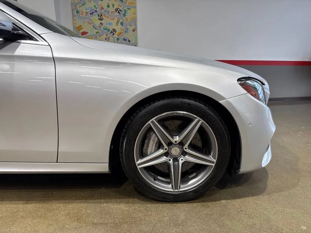 Used 2017 Mercedes-Benz E 400 4MATIC Wagon image 48
