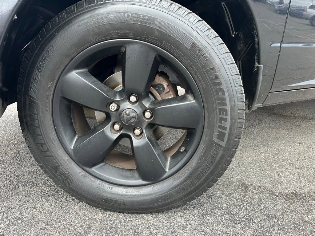 Used 2014 RAM 1500 Express RWD image 27