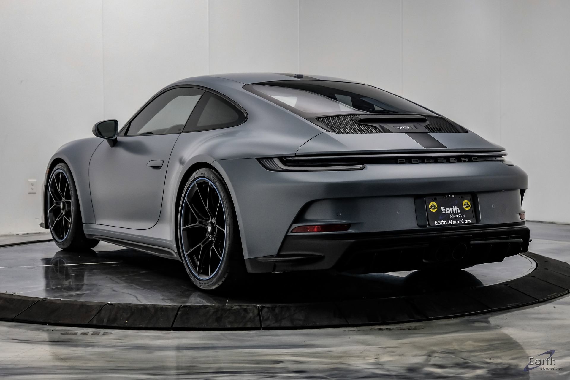 Used 2023 Porsche 911 GT3 RWD image 11