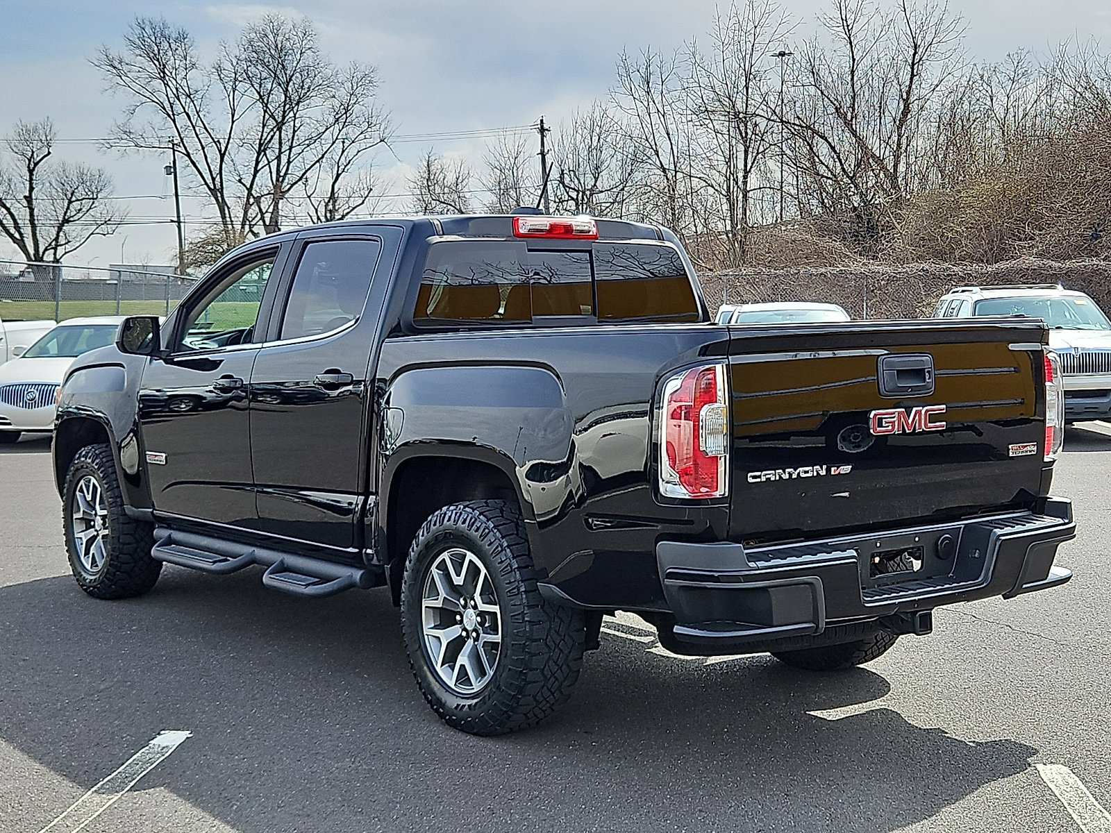 Used 2019 GMC Canyon All Terrain w/ All Terrain X Package image 4