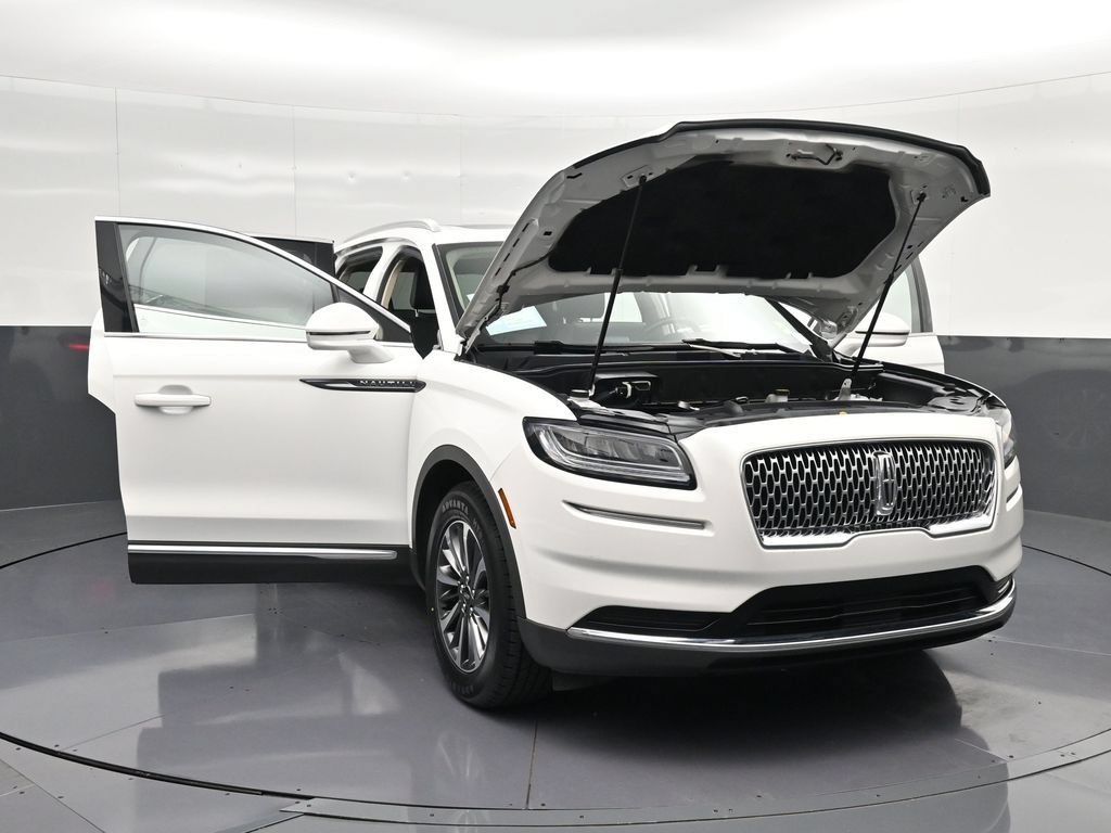 Used 2023 Lincoln Nautilus Reserve FWD image 34