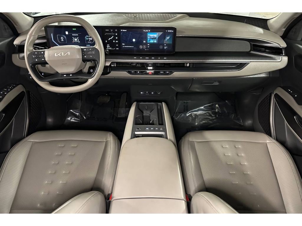 Used 2025 Kia EV9 Wind image 26