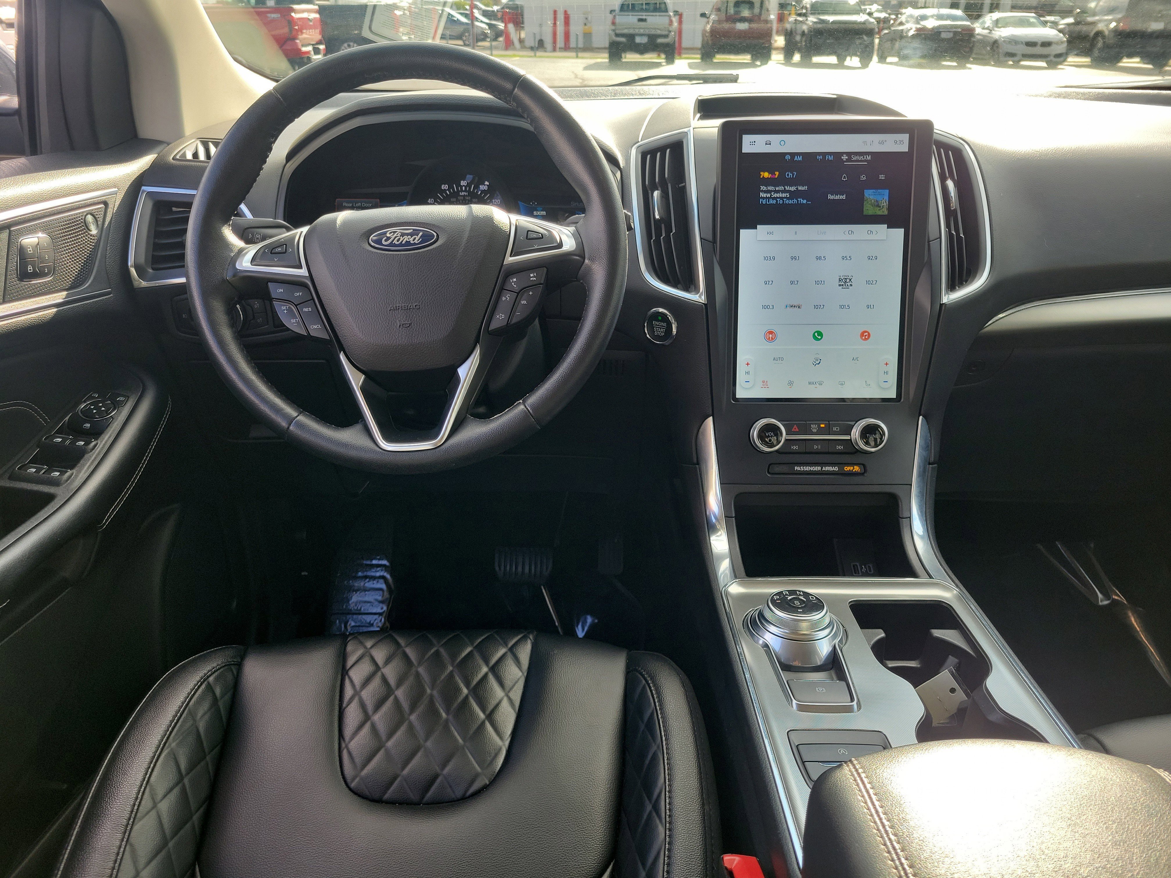Used 2023 Ford Edge Titanium AWD/4WD image 10