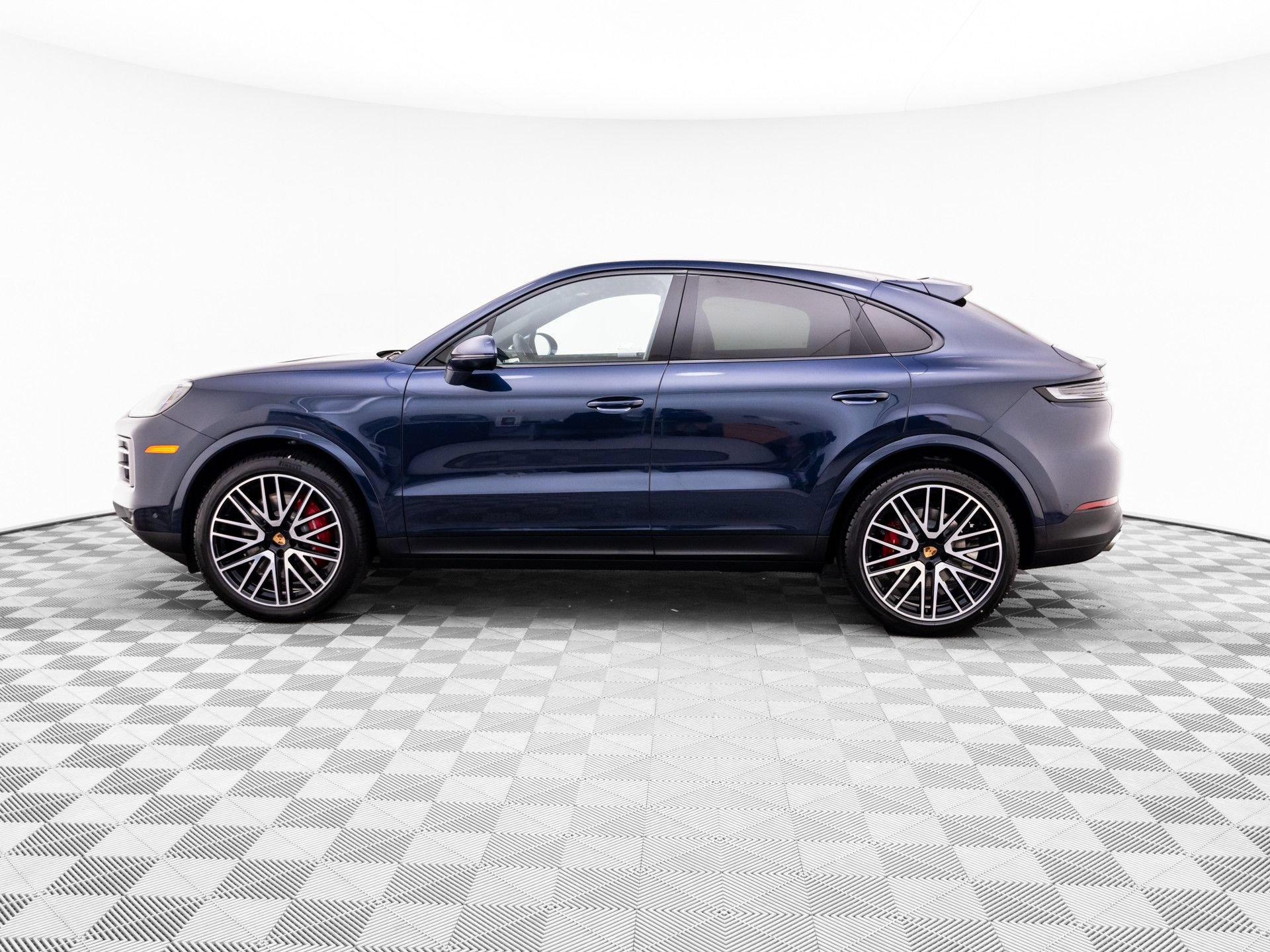 New 2026 Porsche Cayenne S AWD/4WD image 2